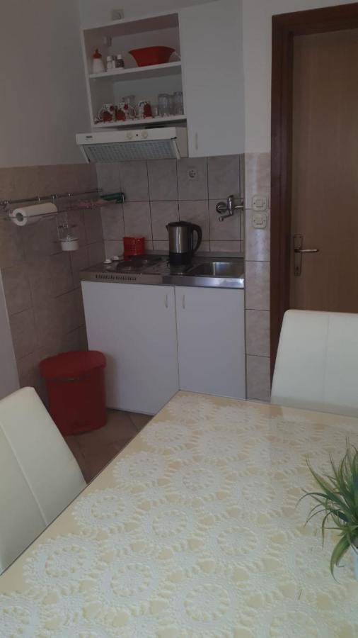 Apartment Ante Kastela Exterior photo